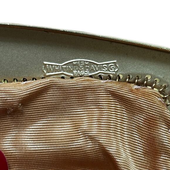 Vintage 1940's Whiting & Davis evening bag gold metal mesh shoulderbag purse - Picture 9 of 12